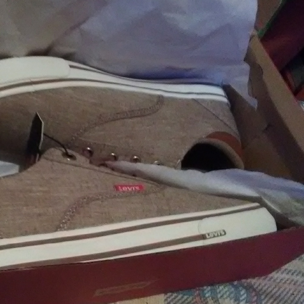 Levi's